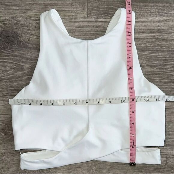NWT ATHLETA CONSCIOUS CUT OUT CROP TOP HIGH NECK TANK WHITE - Picture 10 of 11